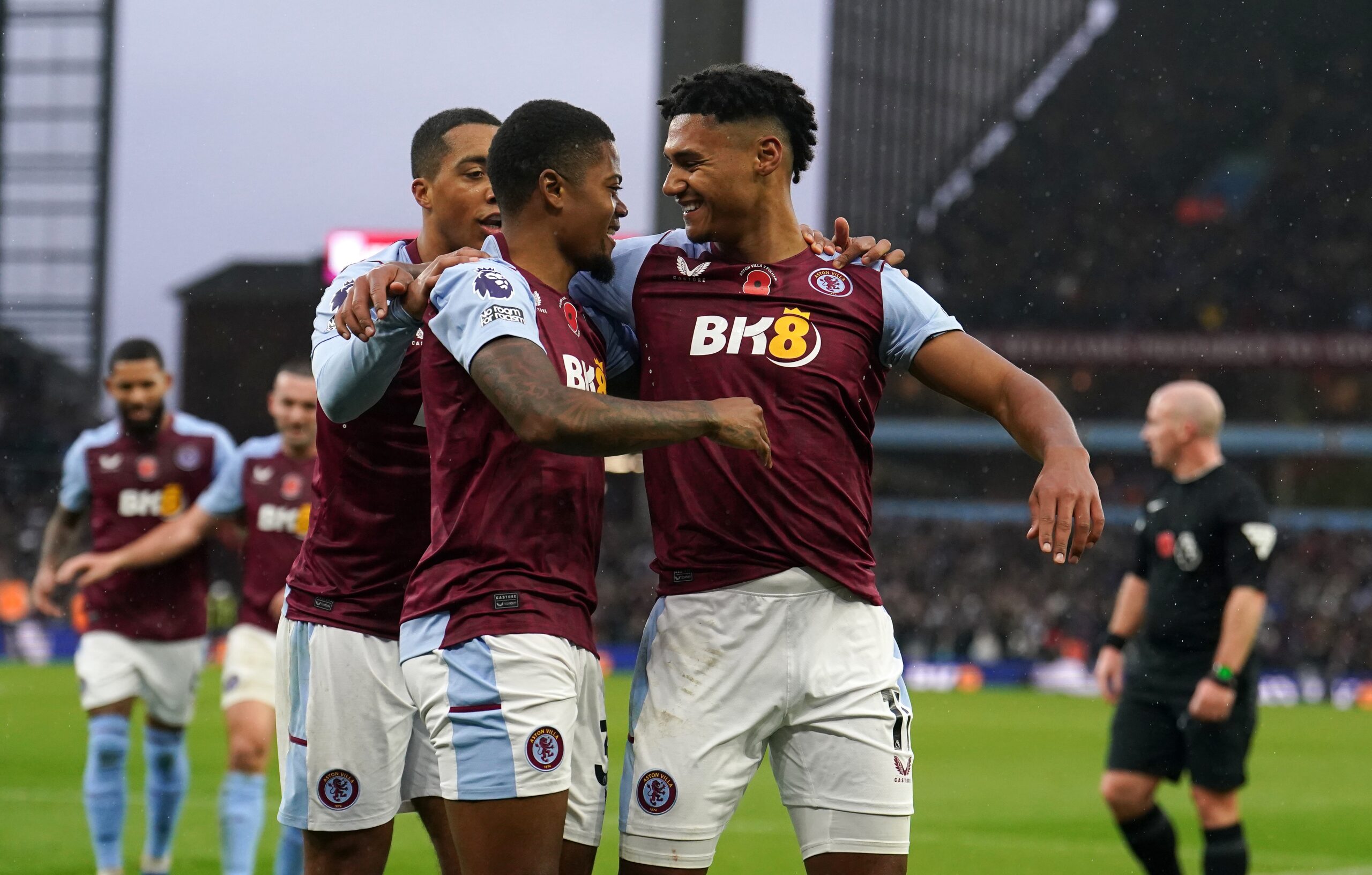 Aston Villa vs Crystal Palace Predicted Lineups. Image Credits: Getty Images.